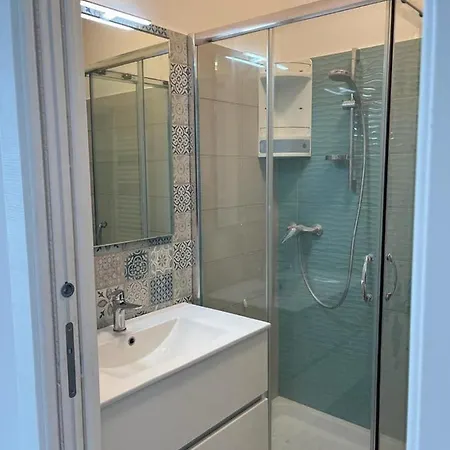 Apartamento La Finestra Sul Mare A 20 Mt Dal Mare