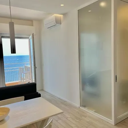 La Finestra Sul Mare A 20 Mt Dal Mare Apartamento