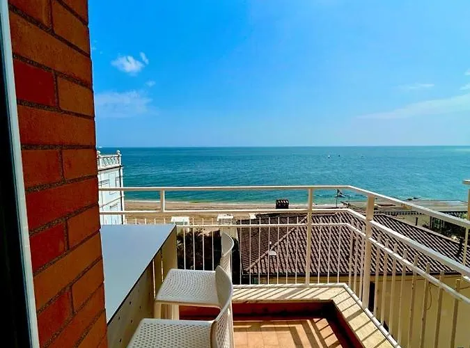 Apartment La Finestra Sul Mare A 20 Mt Dal Mare