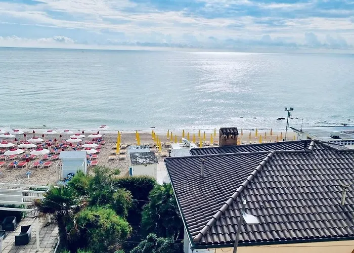 Apartment La Finestra Sul Mare A 20 Mt Dal Mare *